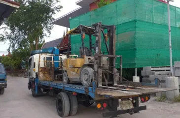 ย้ายเครื่องจักรและโฟร์คลิฟท์